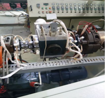 叼嘿软件下载大全PC異性材生產線